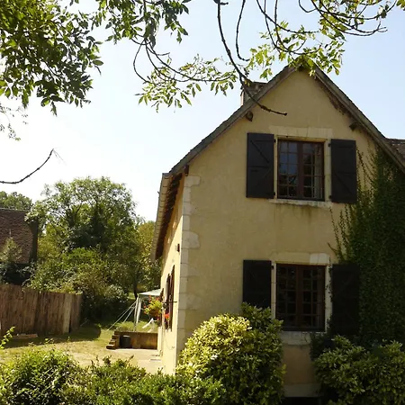 Chateau De Lacomte Country Club * Carlucet