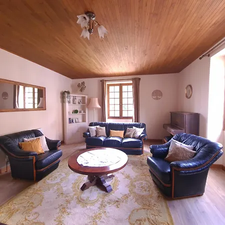 Campeggio Chateau De Lacomte Country Club Carlucet